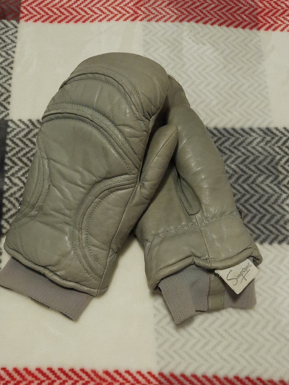 Vintage Simpsons Canada Grey Leather Mittens-Retro 70's/80's